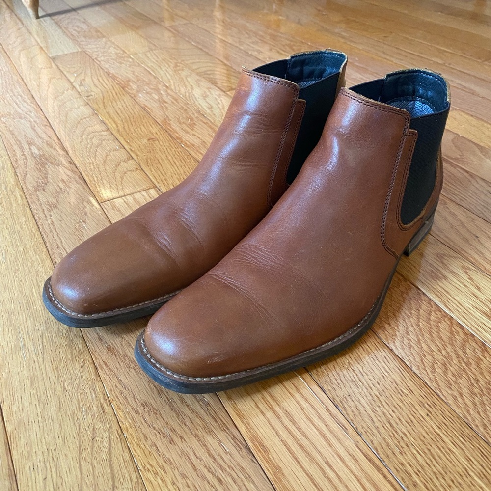 Men's Brown Leather Chukka Boots